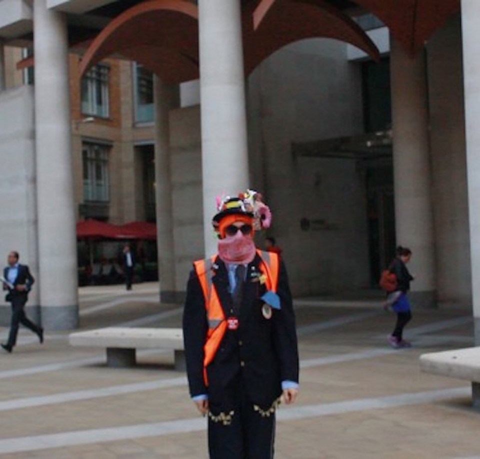 liam-geary-baulch-all-around-my-hat-live1-1230x918